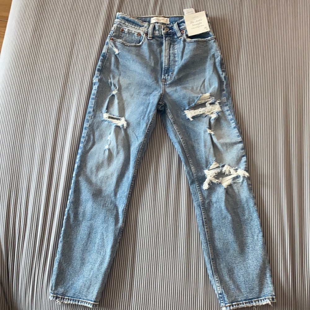 Abercrombie Ankle Straight High Rise Jeans